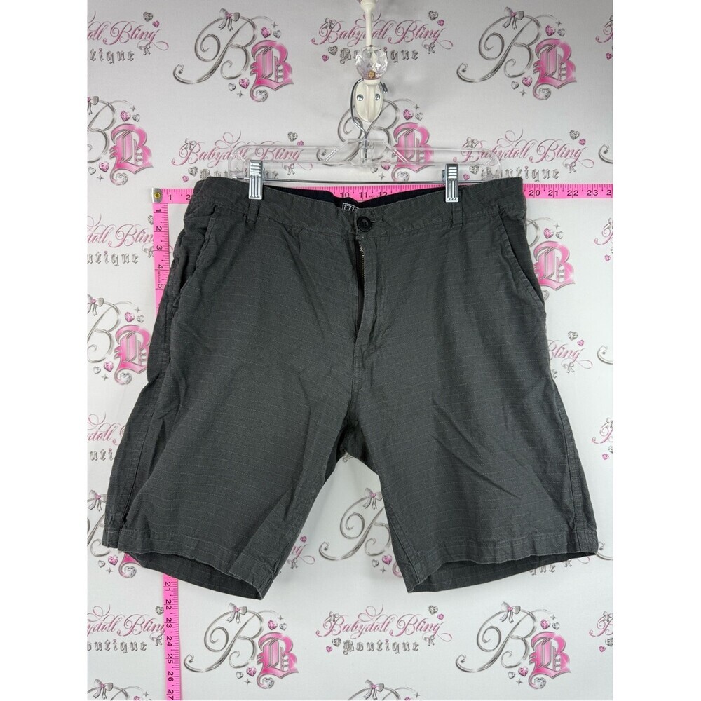 Ezekiel shorts striped grey Charcoal Gray Flat-Front Casual Shorts